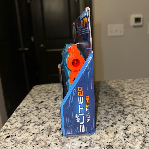 NERF Elite 2.0 Volt SD-1 Blaster 6 Official Nerf Darts Nerf Gun NEW IN BOX - Picture 3 of 4